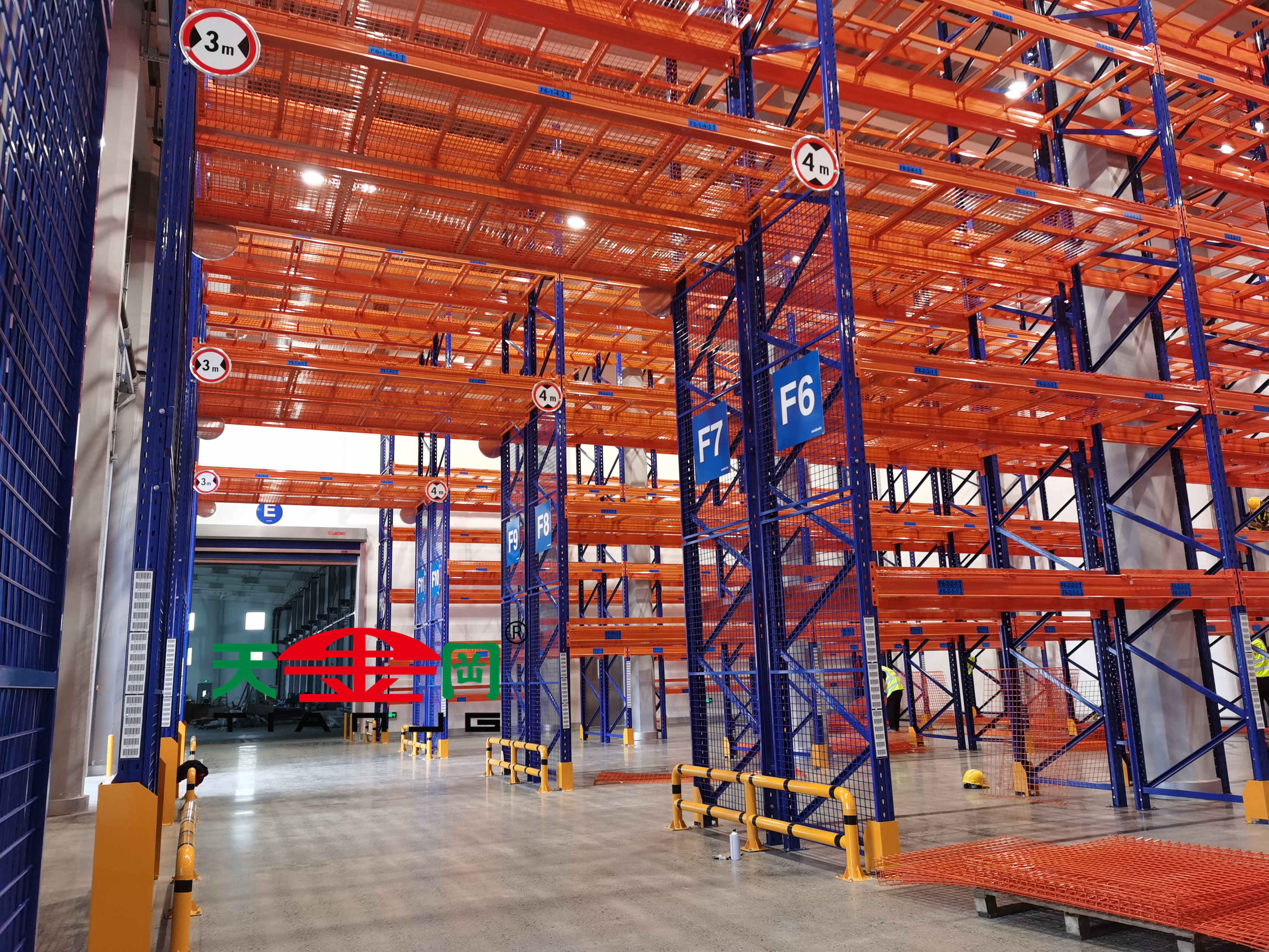 天金冈AGV智能货架：食品行业合规存储，效期管控+零损耗双保障